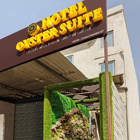 Hotel Oyster Suite Andheri West Мумбаи Экстерьер фото